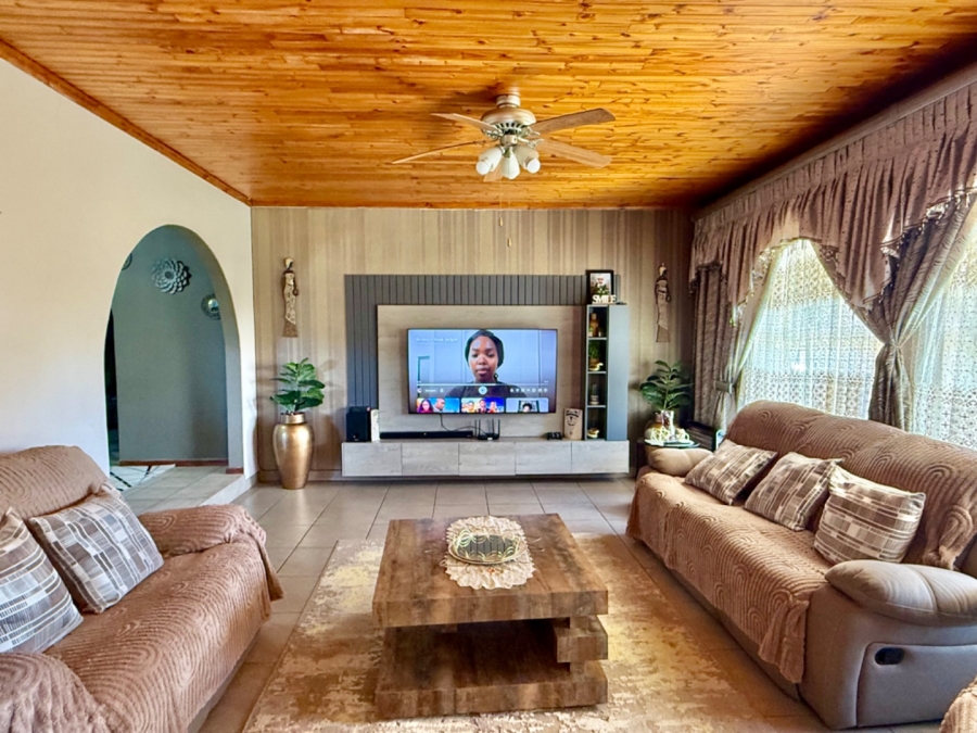 3 Bedroom Property for Sale in Campher Park Eastern Cape
